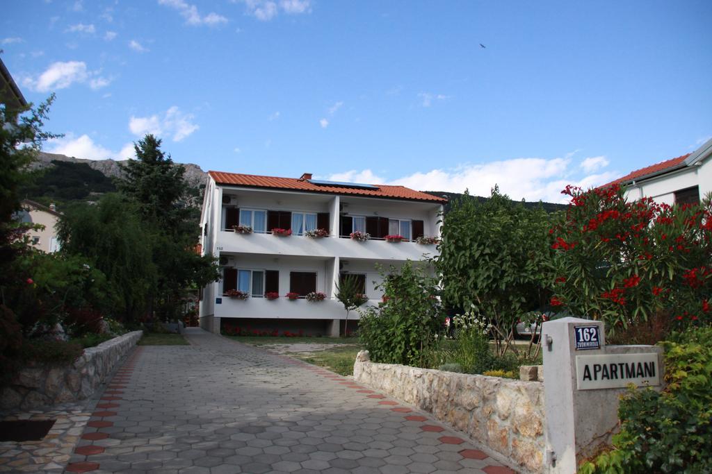 Mediterranean Oasis Apartments Baska  Exterior photo